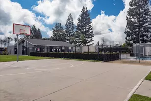 16600 Downey, Paramount, CA 90723 - Photo 37