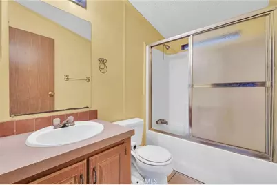 16600 Downey #31, Paramount, CA 90723 - Photo 13