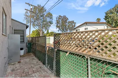 2117 Stewart Street, Santa Monica, CA 90404 - Photo 9