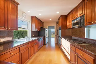 7415 Henefer, Los Angeles, CA 90045 - Photo 11