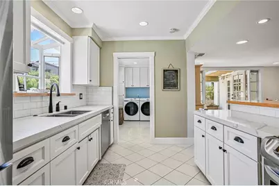 2715 Grand Summit, Torrance, CA 90505 - Photo 9