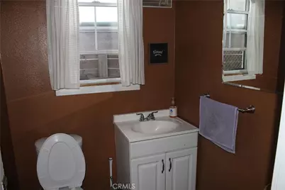 6035 Mesa, Los Angeles, CA 90042 - Photo 15