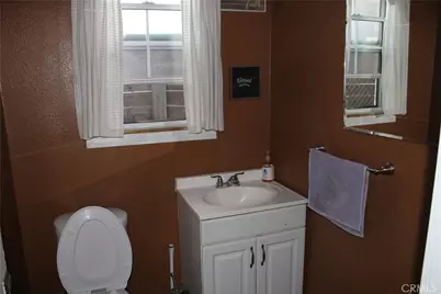 6035 Mesa, Los Angeles, CA 90042 - Photo 15