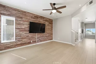 10105 S Main St, Los Angeles, CA 90003 - Photo 5