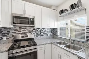 10105 S Main St, Los Angeles, CA 90003 - Photo 11