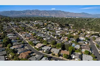 923 Larker Avenue, Los Angeles, CA 90042 - Photo 49