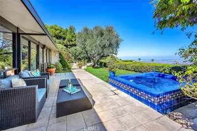 2960 Crownview Drive, Rancho Palos Verdes, CA 90275 - Photo 3