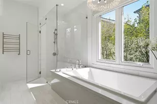 23 Phillips Ranch Rd, Rolling Hills Estates, CA 90274 - Photo 21