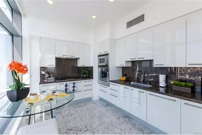 900 W Olympic Boulevard #36B, Los Angeles, CA 90015 - Photo 3