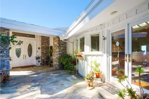 49 Saddleback, Rolling Hills, CA 90274 - Photo 11