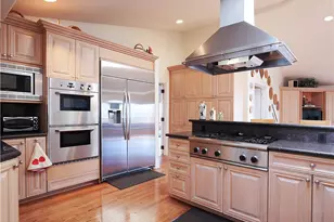 49 Saddleback, Rolling Hills, CA 90274 - Photo 33