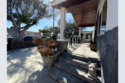 458 W 15th Street, San Pedro, CA 90731 - Photo 3