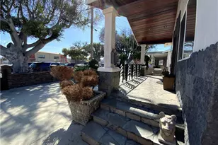 458 W 15th St, San Pedro, CA 90731 - Photo 3