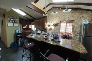 458 W 15th St, San Pedro, CA 90731 - Photo 7