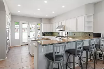 33 Nuvola Court, Rancho Palos Verdes, CA 90275 - Photo 17