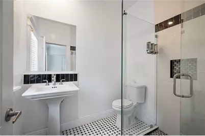 1251 N Commonwealth, Los Angeles, CA 90029 - Photo 21