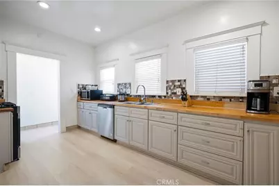 1251 N Commonwealth, Los Angeles, CA 90029 - Photo 13