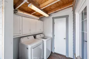 1251 N Commonwealth, Los Angeles, CA 90029 - Photo 37