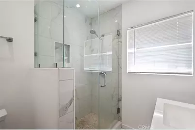 2736 E Jackson, Carson, CA 90810 - Photo 17