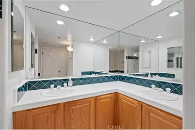 669 W 40th #2, San Pedro, CA 90731 - Photo 27