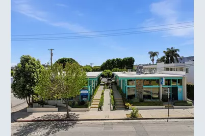 527 W 9th Street, San Pedro, CA 90731 - Photo 1
