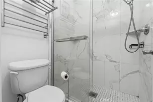 5257 Radford Ave, Valley Village, CA 91607 - Photo 17