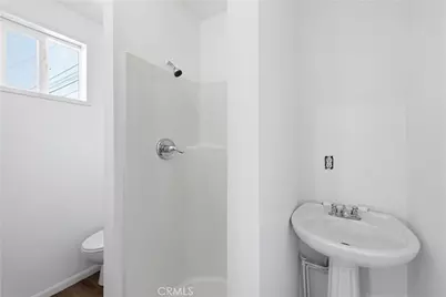 932 E 23rd Street, Long Beach, CA 90806 - Photo 15