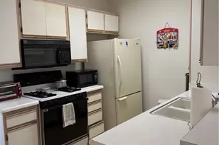21415 S Vermont Ave, Los Angeles, CA 90502 - Photo 7