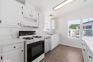 24200 Walnut Street, Torrance, CA 90501 - Photo 9