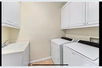 5802 E Treehouse, Anaheim, CA 92807 - Photo 9
