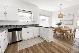 607 Sapphire St, Redondo Beach, CA 90277 - Photo 9