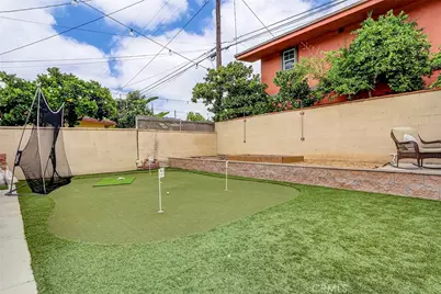 13610 S Ainsworth Street, Gardena, CA 90247 - Photo 19