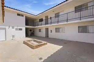 635 W 15th St, San Pedro, CA 90731 - Photo 7