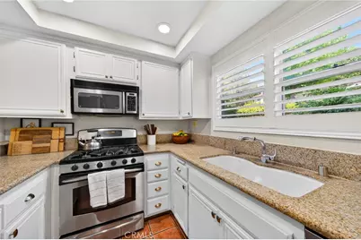 2731 Erringer #71, Simi Valley, CA 93065 - Photo 3
