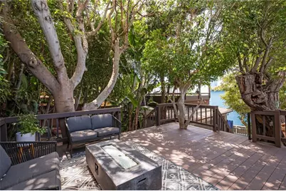 918 3rd Street, Hermosa Beach, CA 90254 - Photo 25