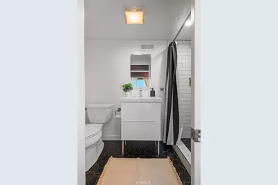 918 3rd Street, Hermosa Beach, CA 90254 - Photo 47
