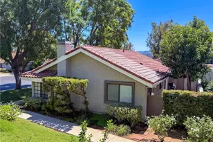 929 Thistlegate, Oak Park, CA 91377 - Photo 3