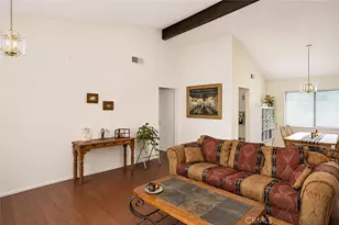 929 Thistlegate, Oak Park, CA 91377 - Photo 7