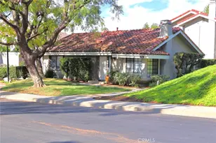 929 Thistlegate, Oak Park, CA 91377 - Photo 1