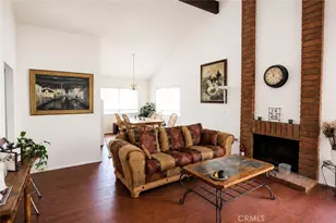 929 Thistlegate, Oak Park, CA 91377 - Photo 5