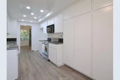 5921 Armaga Spring #E, Rancho Palos Verdes, CA 90275 - Photo 13