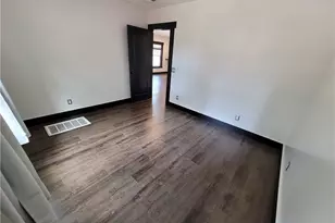 1780 N Summit, Pasadena, CA 91103 - Photo 9