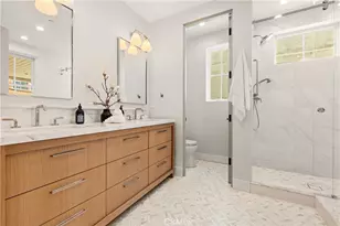 320 1st St, Manhattan Beach, CA 90266 - Photo 31