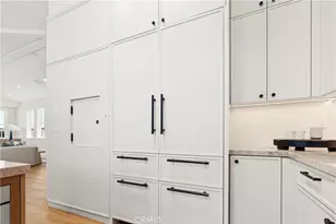 320 1st St, Manhattan Beach, CA 90266 - Photo 17