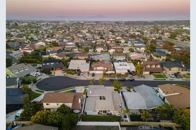 17391 Alta Vista Circle, Huntington Beach, CA 92647 - Photo 71
