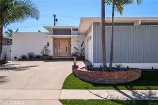 17391 Alta Vista Cir, Huntington Beach, CA 92647 - Photo 3