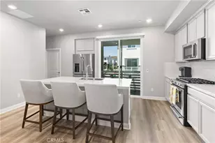 1472 W Sunrise Ln, San Pedro, CA 90732 - Photo 1