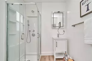 1147 W 39th, Los Angeles, CA 90037 - Photo 13