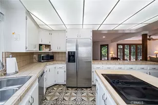 2888 Via De La Guerra, Palos Verdes Estates, CA 90274 - Photo 15