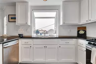 1351 W 7th, San Pedro, CA 90732 - Photo 11